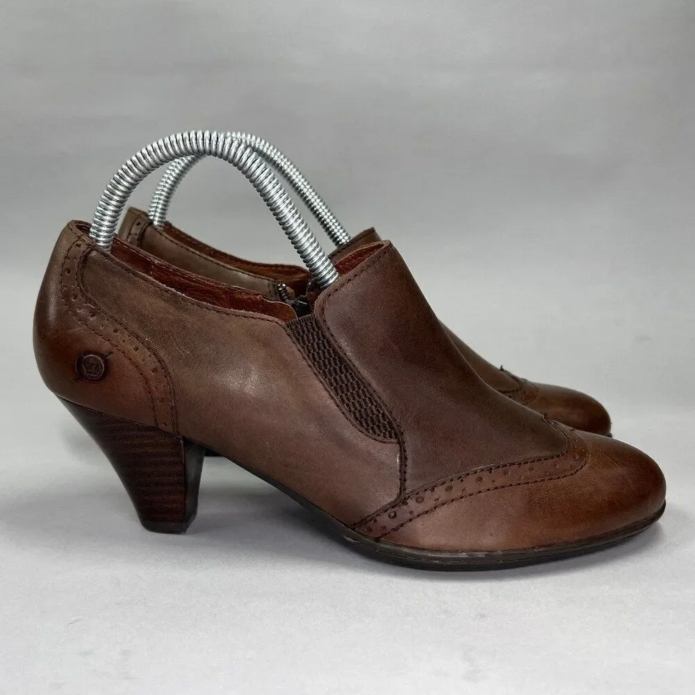 Born Women's Size 7.5 Chakri Brown Leather Wingtip Ankle Booties‎